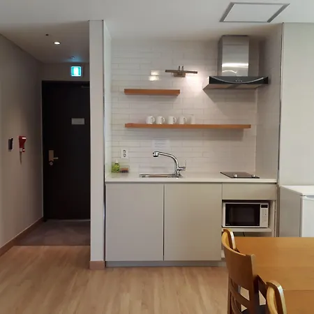Grid Inn Hotel