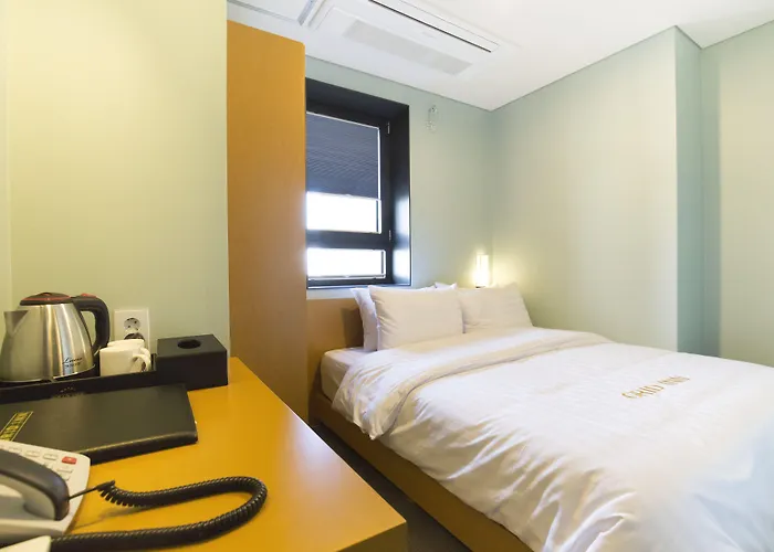 Grid Hotel 3*