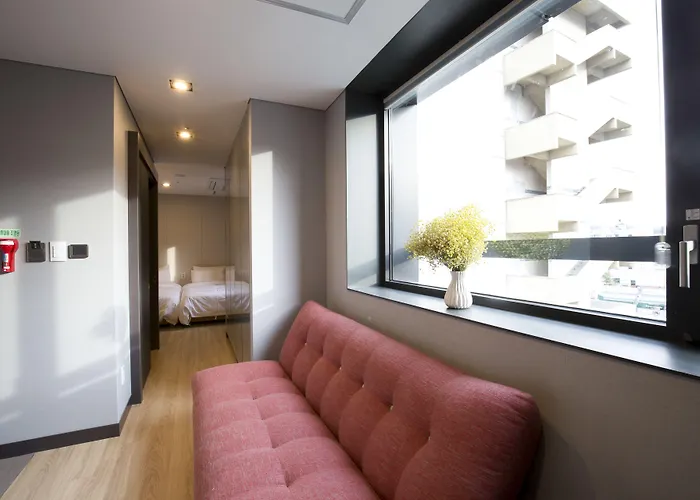 Grid Hotel 3*