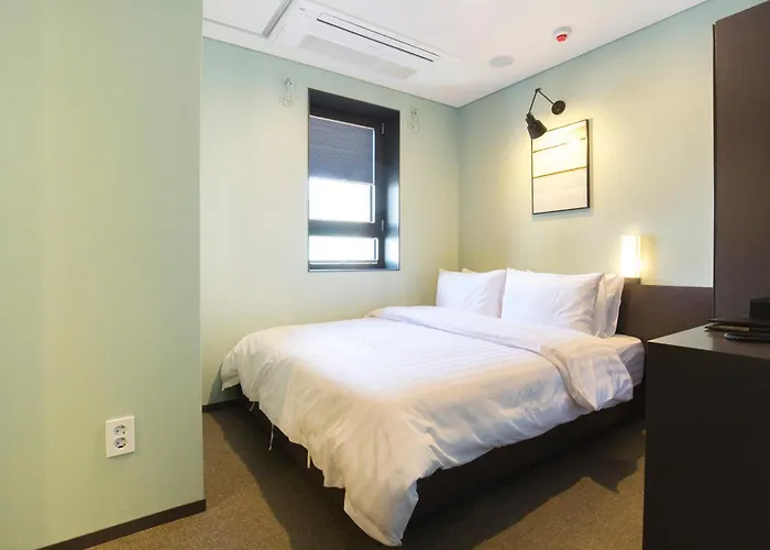 Grid Hotel
